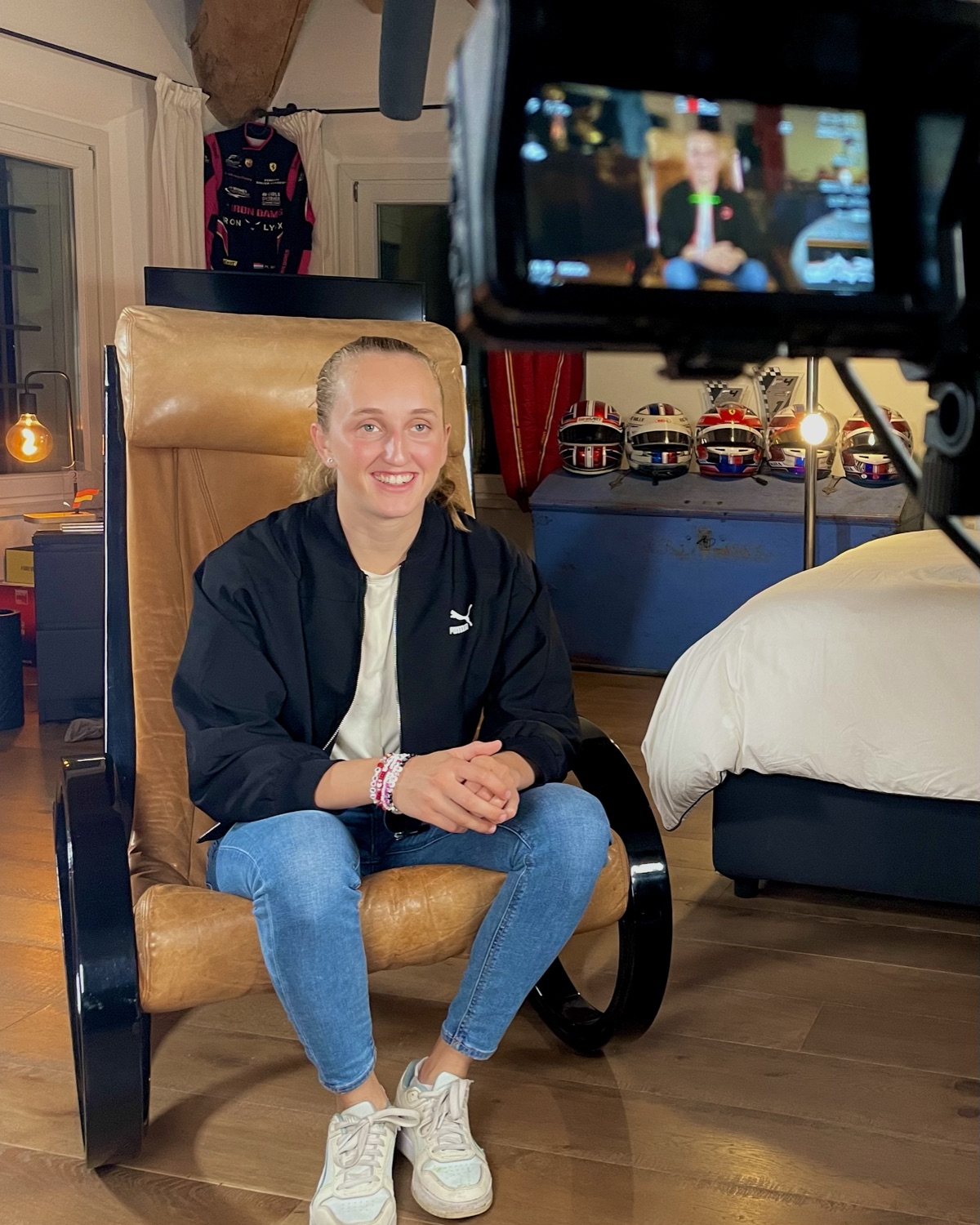 Maya Weug filming content
